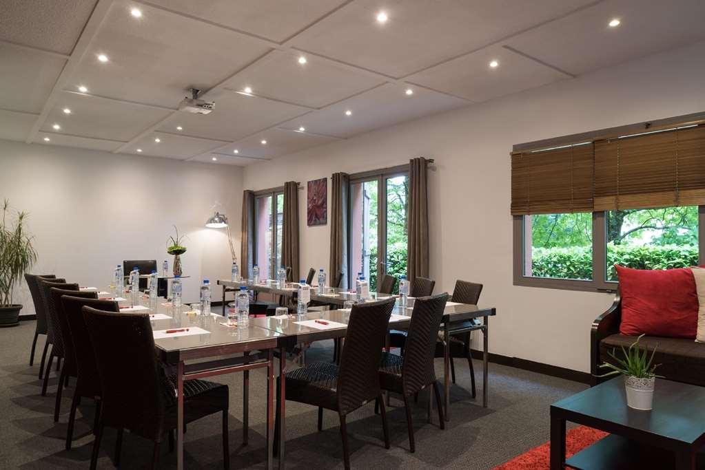 Sure Hotel By Best Western Biarritz Aeroport Anglet Facilities photo