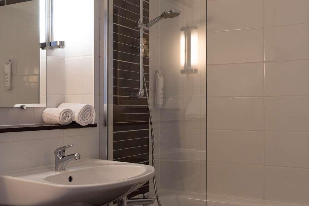 Sure Hotel By Best Western Biarritz Aeroport Anglet Room photo
